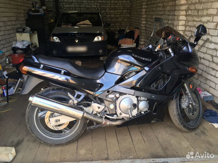 Kawasaki ZZR 400-2