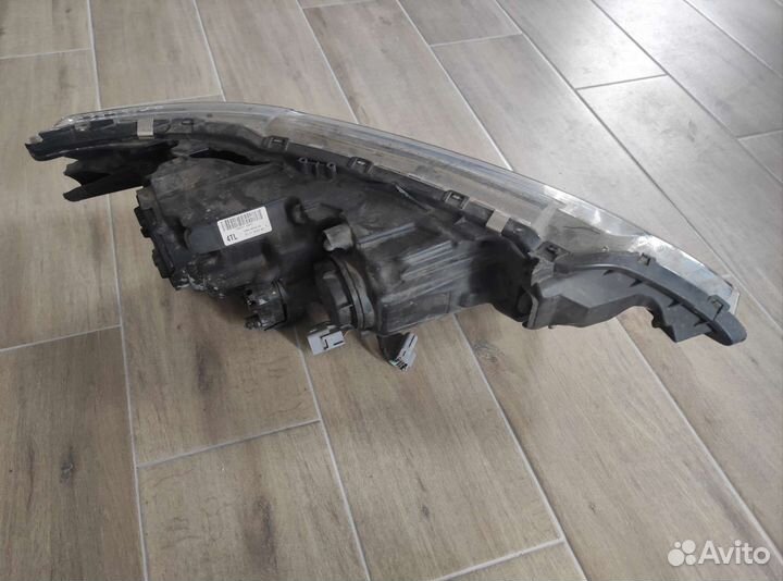 Фара левая Mitsubishi Outlander 2015