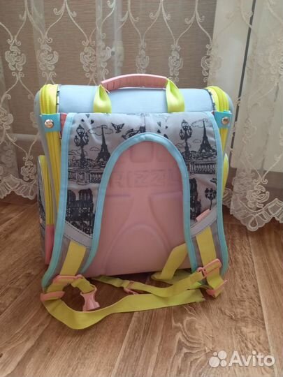 Рюкзаки школьные