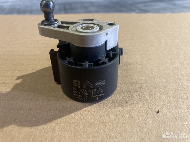 Датчик высоты задний ситроен с5 х7 5273J9