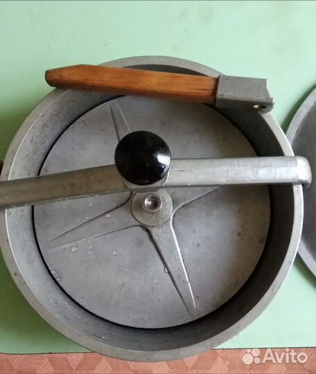 Сковородка для цыплят табака бу