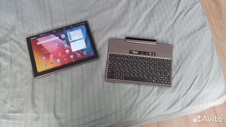 Планшет Asus Z300