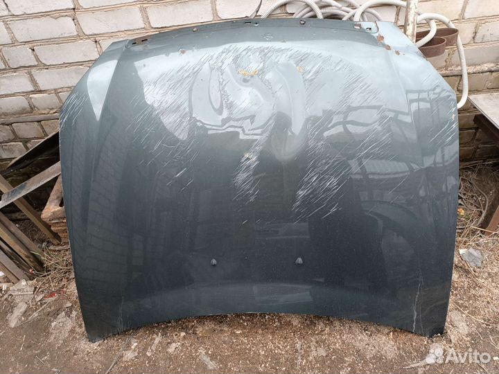 Капот на Приору бу