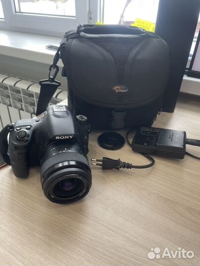 Зеркальный фотоаппарат Sony