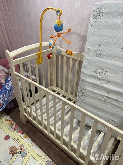 Продам детскую кроватку