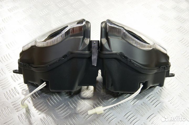 Фара Honda CBR1000RR 2008-2010