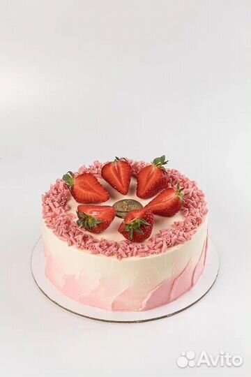 Торт сливочная клубника Диаметр 26