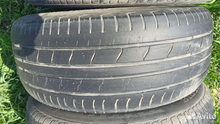 Royal Black Royal Performance 255/55 R18 109V