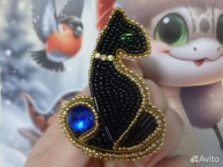 Брошь ручной работы