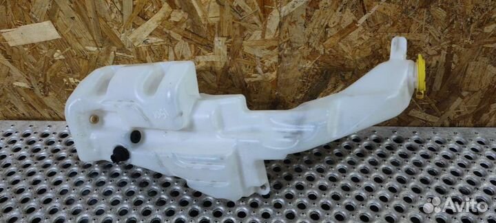 Бачок омывателя Jeep Cherokee KL 2014