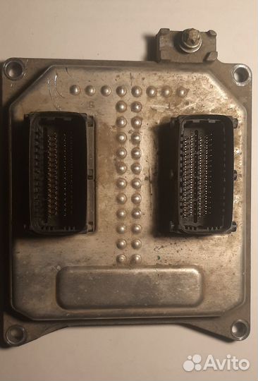 Блок управления двигателем Opel Astra H 2004-2015