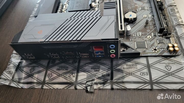 Gigabyte B660m Gaming X DDR4