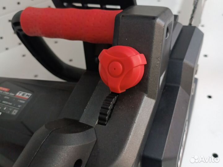 Пила цепная TEH TS1618 электрическая 1750 Вт 40 см