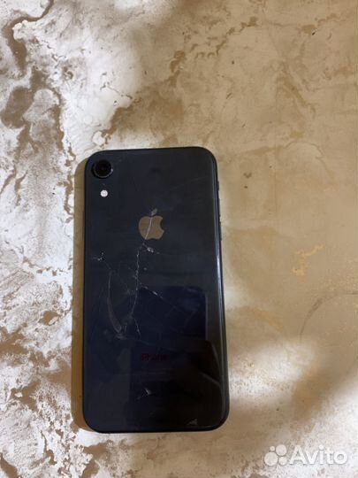 iPhone Xr, 64 ГБ