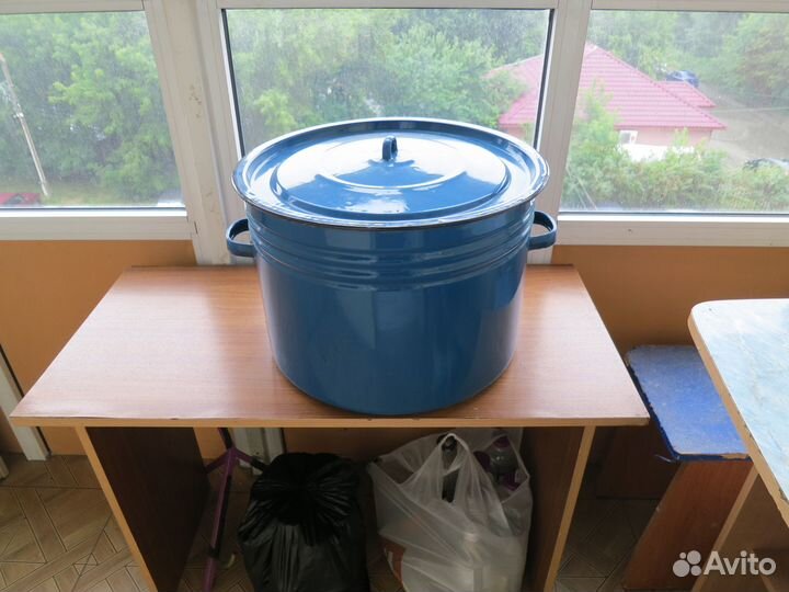 Кастрюля эмалированная бак б/у 40 литров