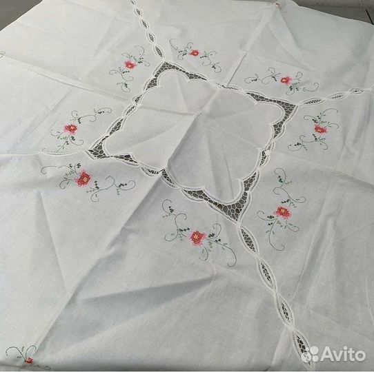 Старинная квадратная скатерть 110х110