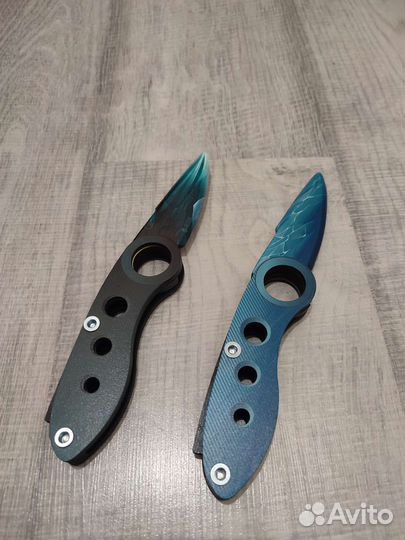 Деревянный выкидной нож игрушечный из Standoff 2