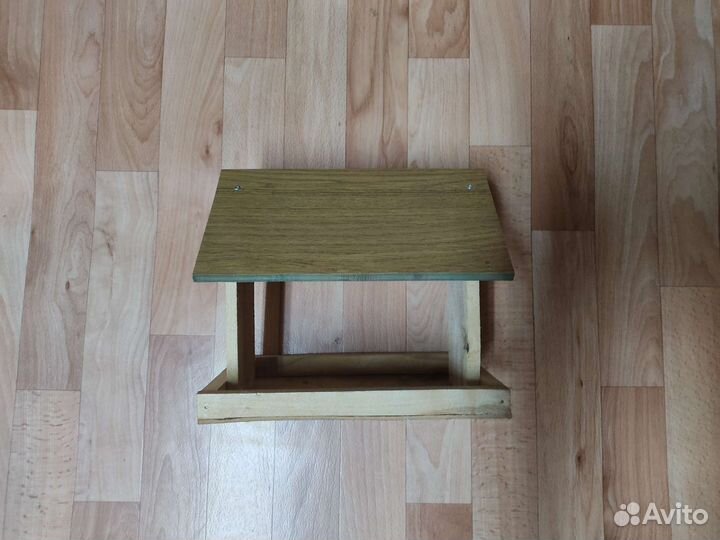 Кормушки для птиц, скворечник синичник