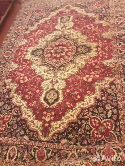 Ковры и ковровые дорожки