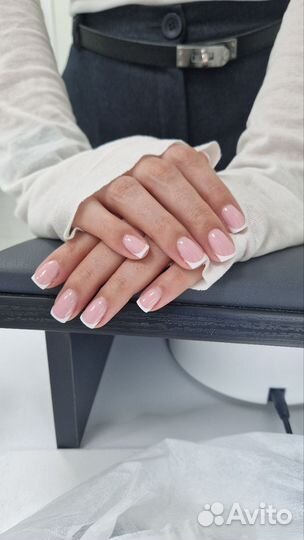 Маникюр и педикюр