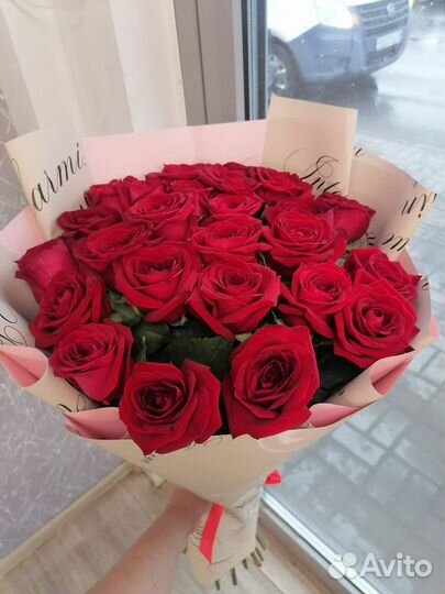 Букет из крупных роз 70 см