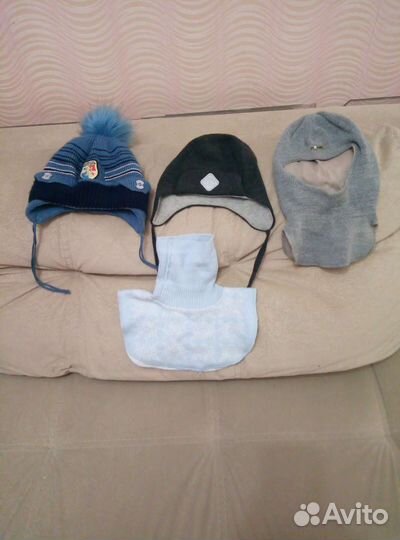 Шапки и манишка