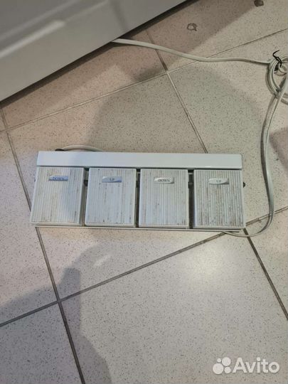 Педикюрное кресло с электроприводом Lemi