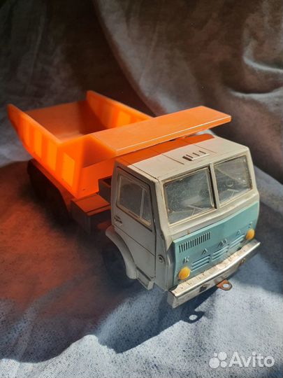 Игрушка Камаз самосвал СССР