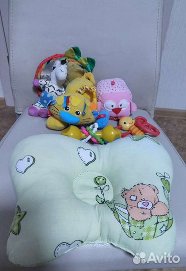 Ортопедическая подушка для новорожденных