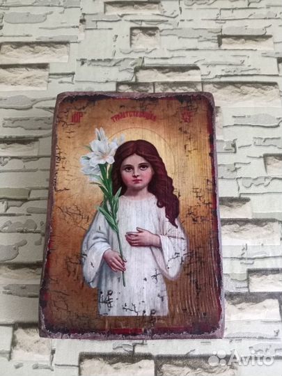 Икона Пресвятой Богородицы Трилетствующая