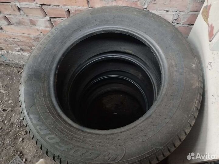 Aeolus ADC52 215/65 R16