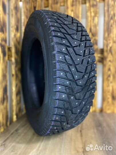 Hankook Winter i'Pike X W429A 225/60 R18 104T