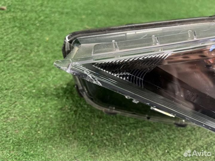 Фара левая Hyundai Solaris