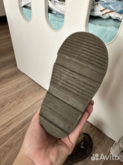 Зимние ботинки на мальчика угги