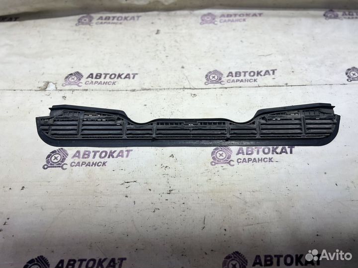 Решетка под лобовое стекло BMW E36