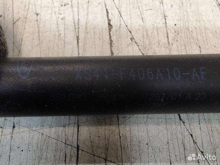 Амортизатор крышки багажника комплект Ford Focus 1