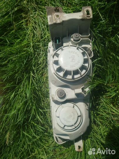 Фара левая hyundai starex