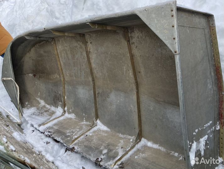 Лодка дюралевая