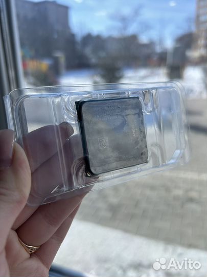 Процессор AMD Athlon 200ge (офис/игры)