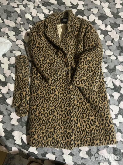 Пальто зимнее