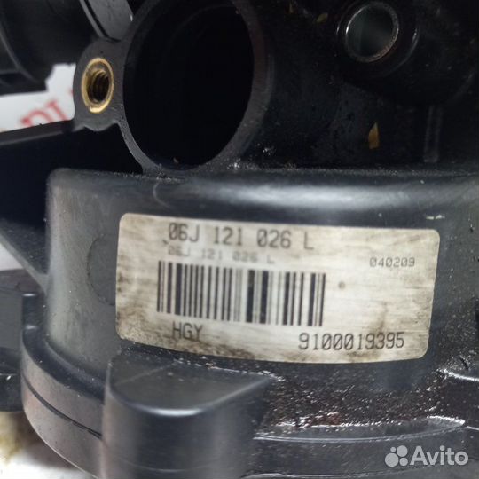 Помпа Audi Q5 CDN 2009