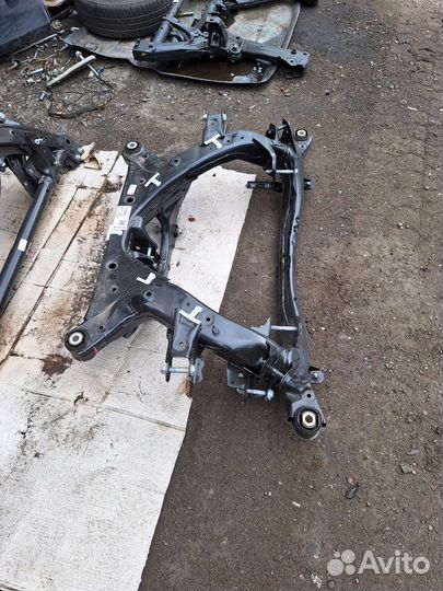 Задний подрамник Тесла Модель 3 У