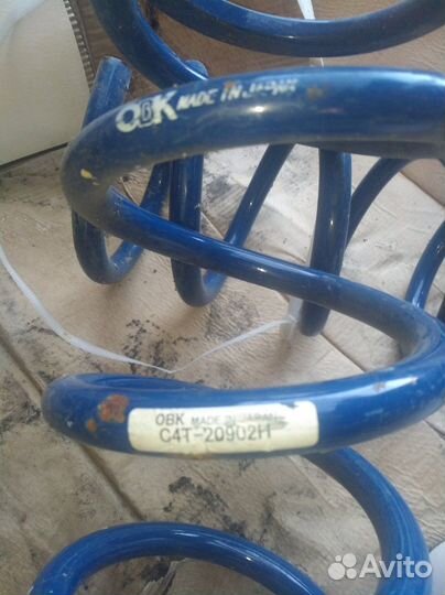 Пружины задние на Toyota Noah, Voxy