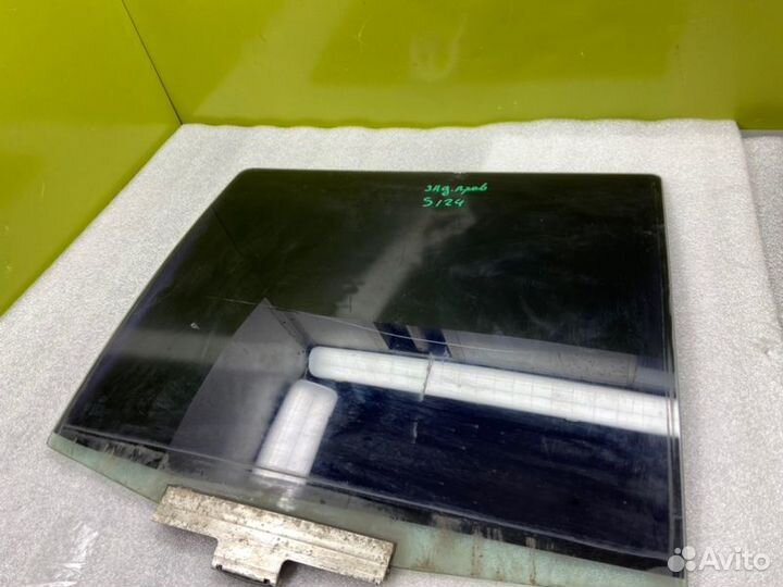 Стекло заднее правое Mercedes-Benz E-Class S124