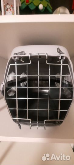 Переноска для кошек и маленьких собак