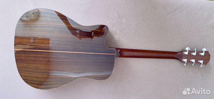 Полный массив Yamaha A3R гитара