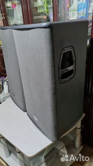 Пара колонок Динакорд 1000вт+микшер