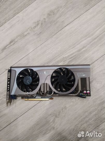 Материнская плата с процессором и памятью