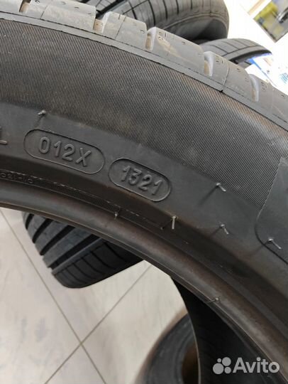 Michelin Pilot Sport 4 SUV 255/45 R19 100V