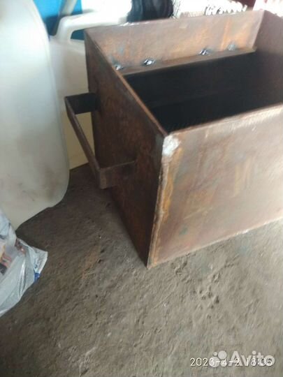 Коптильня горячего копчения новая